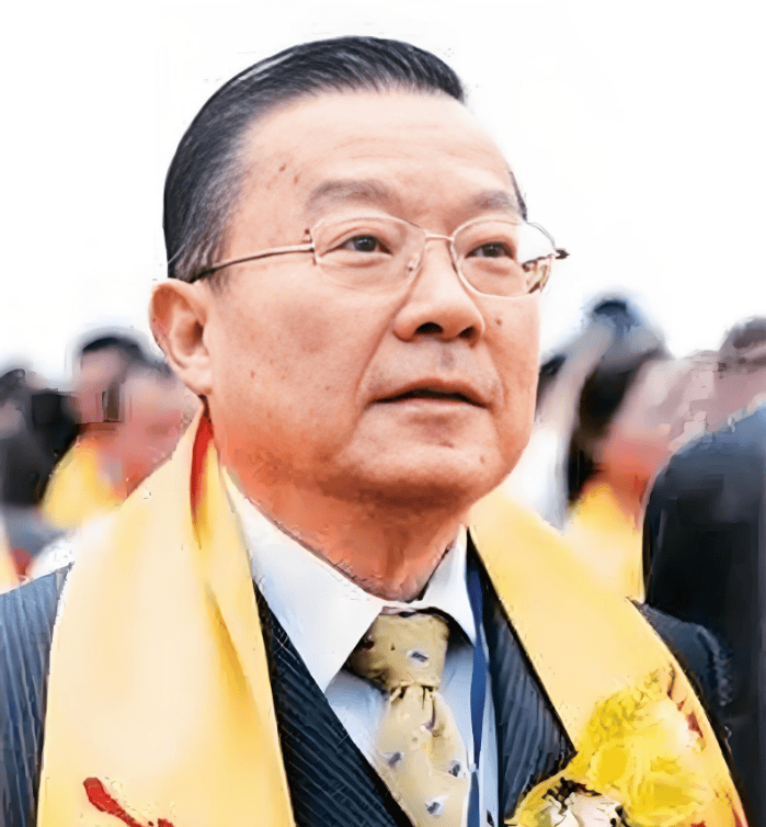程萬琦博士